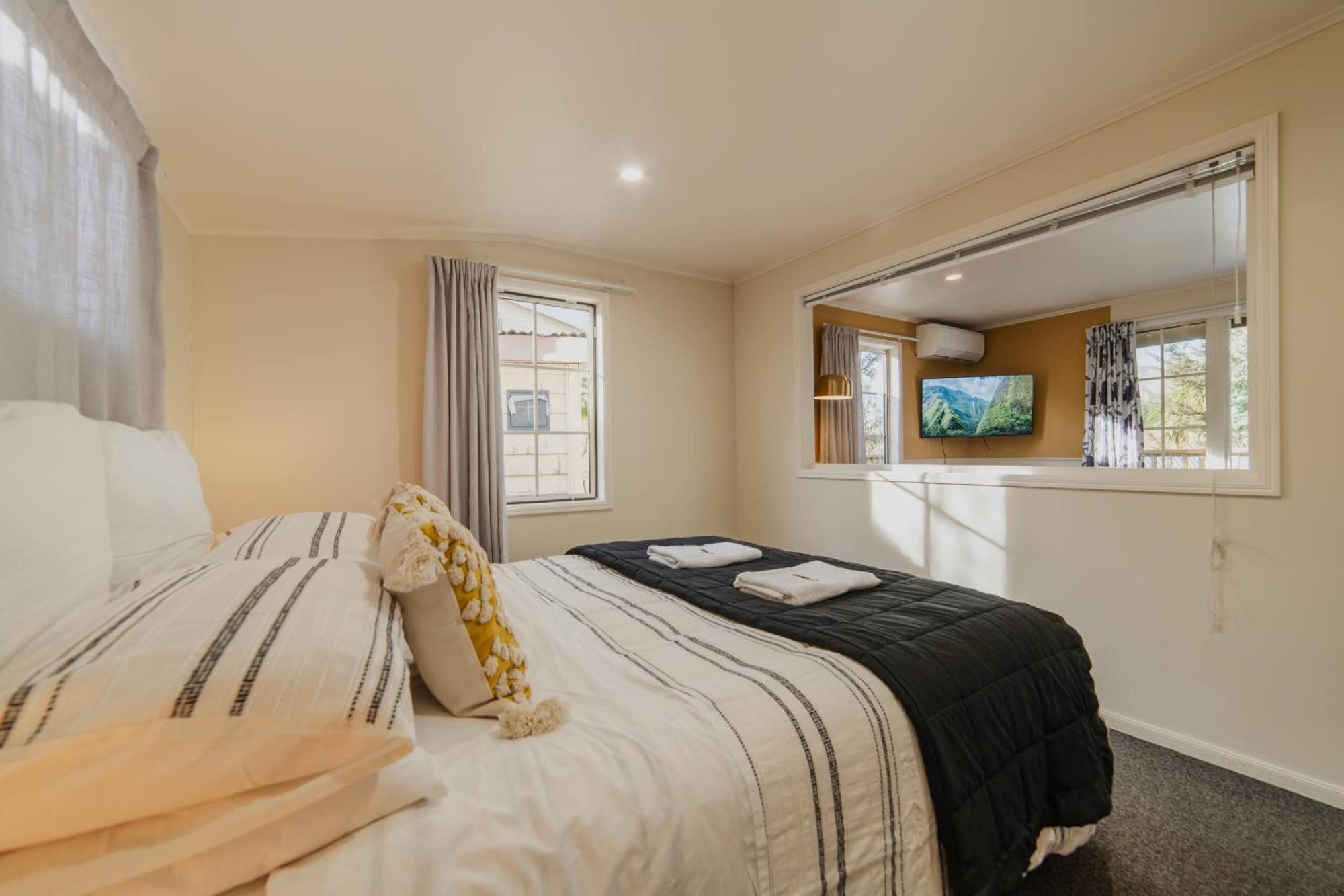 Lake Tekapo Cottages Экстерьер фото